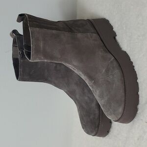 Vincent Camuto Women's Neframes Booties 9M NWOB